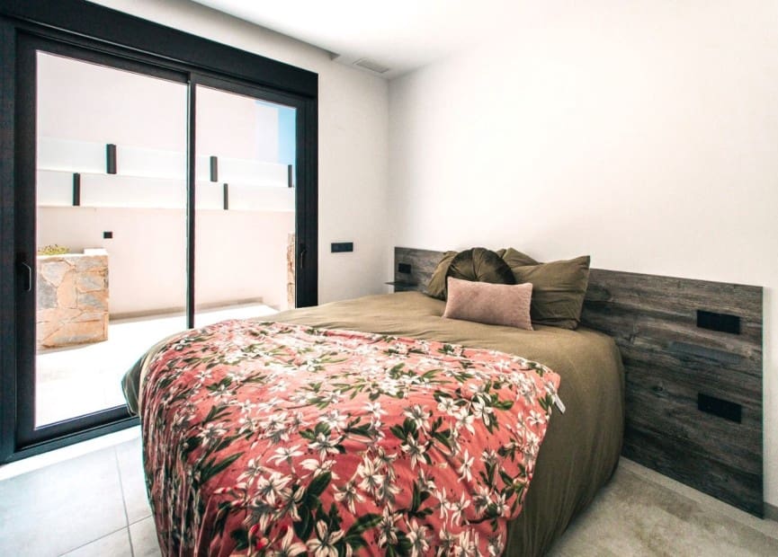 4 soverom Bungalow til salgs i La Marquesa med svømmebasseng - € 599 000 (Ref: 8824766)