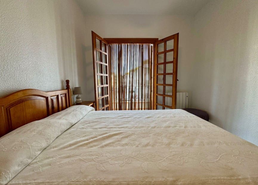 2 slaapkamer Appartement te koop in Torre de la Horadada met zwembad - € 240.000 (Ref: 8826643)