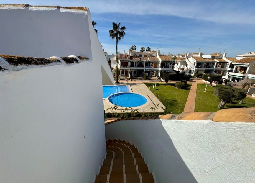 2 slaapkamer Appartement te koop in Torre de la Horadada met zwembad - € 240.000 (Ref: 8826643)