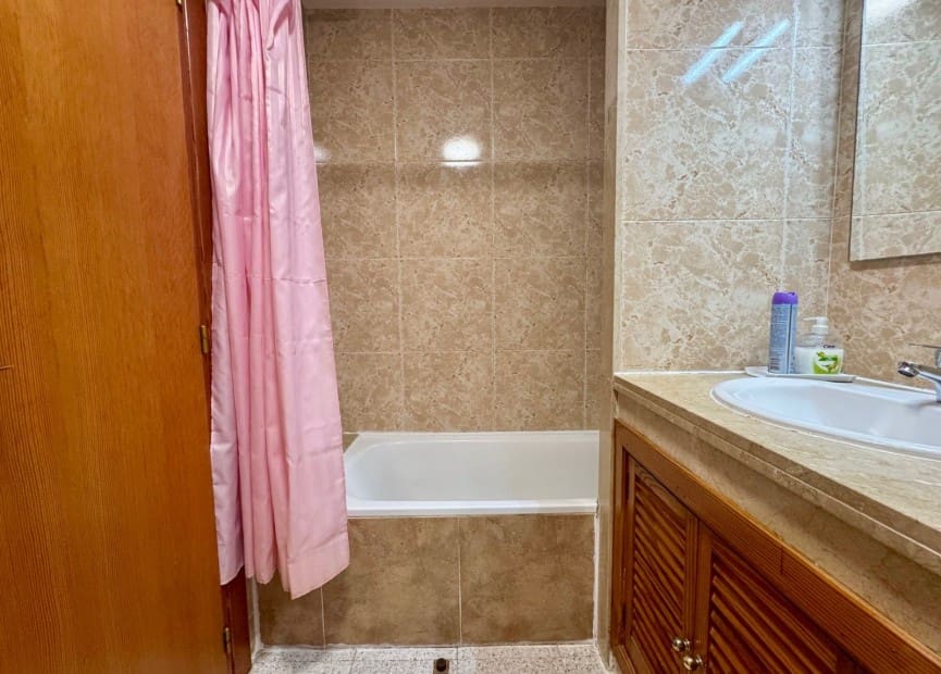 2 slaapkamer Appartement te koop in Torre de la Horadada met zwembad - € 240.000 (Ref: 8826643)