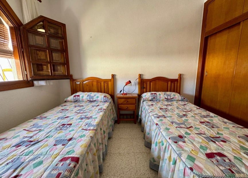 2 slaapkamer Appartement te koop in Torre de la Horadada met zwembad - € 240.000 (Ref: 8826643)