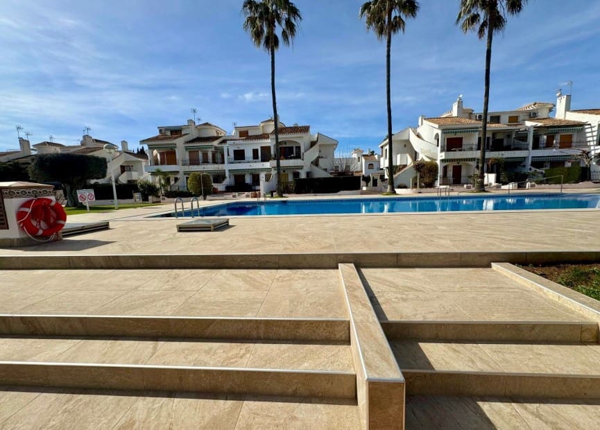 2 slaapkamer Appartement te koop in Torre de la Horadada met zwembad - € 240.000 (Ref: 8826643)