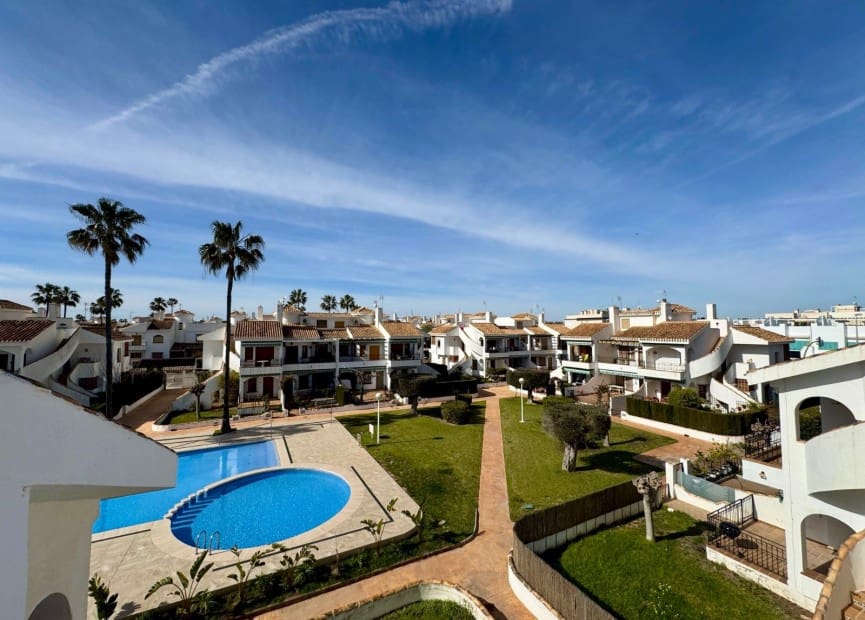 2 slaapkamer Appartement te koop in Torre de la Horadada met zwembad - € 240.000 (Ref: 8826643)