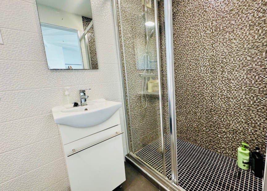 6 bedroom Villa for sale in Ciudad Quesada with pool - € 625,000 (Ref: 8828128)