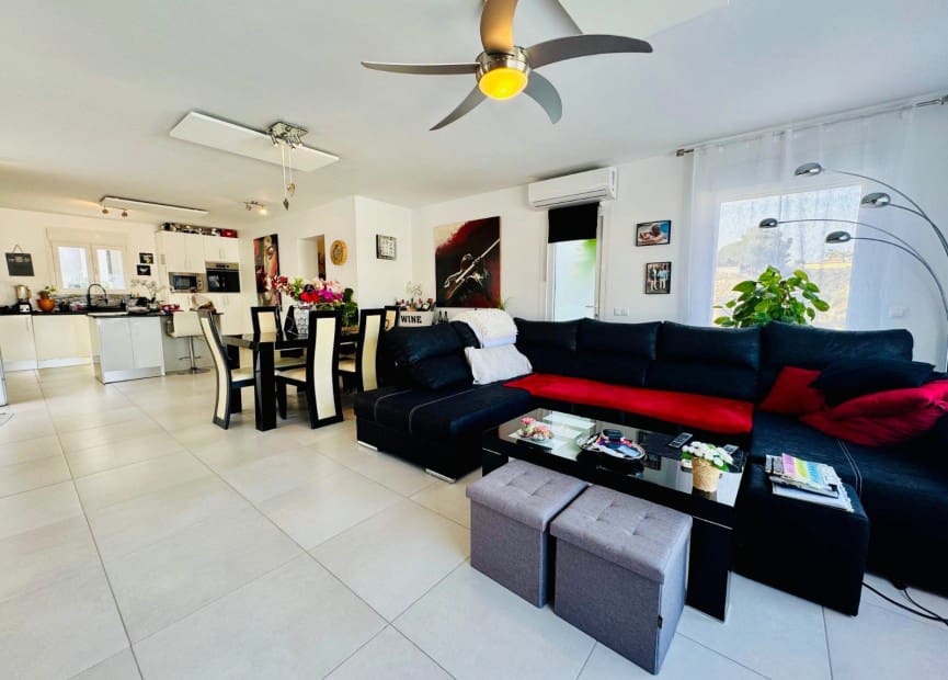 6 bedroom Villa for sale in Ciudad Quesada with pool - € 625,000 (Ref: 8828128)