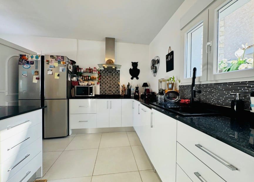 6 bedroom Villa for sale in Ciudad Quesada with pool - € 625,000 (Ref: 8828128)