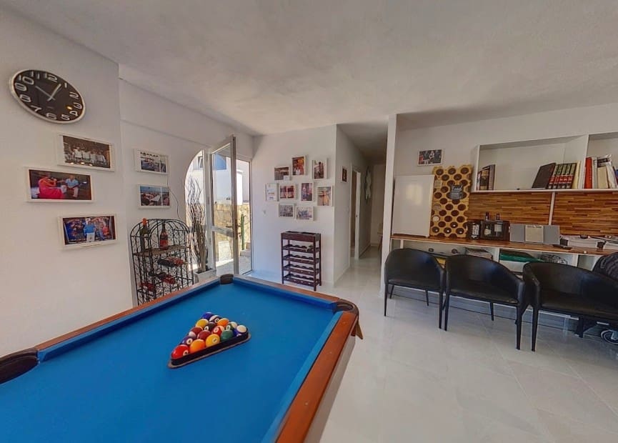 6 bedroom Villa for sale in Ciudad Quesada with pool - € 625,000 (Ref: 8828128)