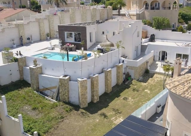 6 makuuhuone Huvila myytävänä paikassa Ciudad Quesada, Rojales mukana uima-altaan - 625 000 € (Ref: 8828128)