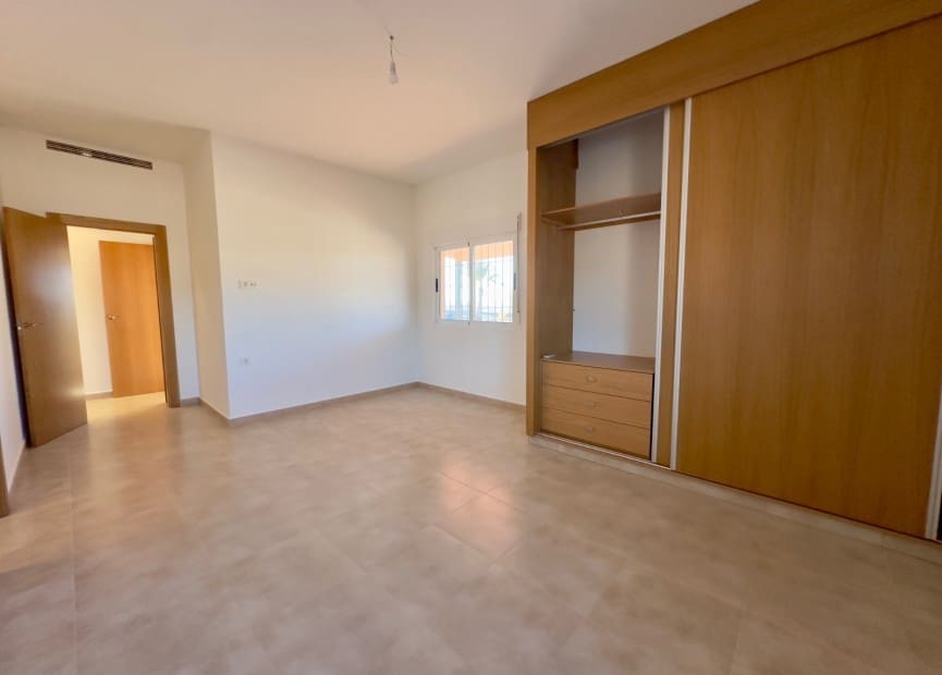 3 slaapkamer Villa te koop in Canada de la Lena met zwembad - € 279.000 (Ref: 8828750)