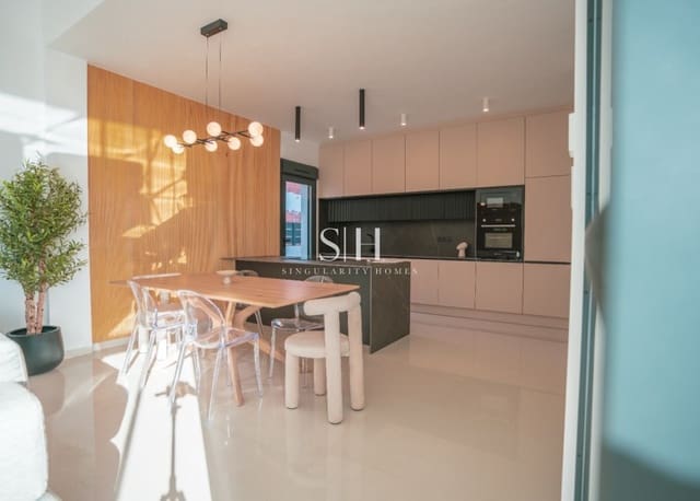 3 soveværelse Villa til salg i San Miguel de Salinas med garage - € 429.900 (Ref: 8844444)