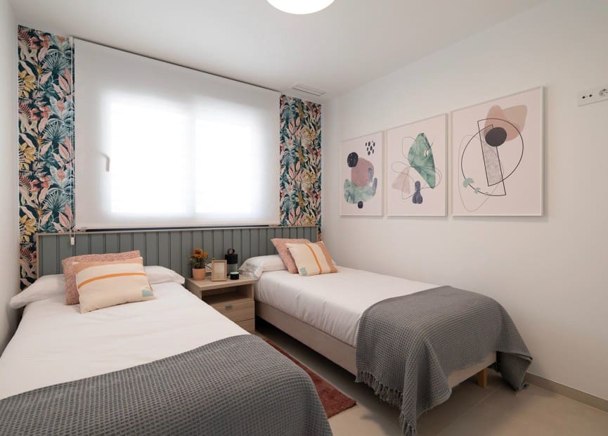 3 slaapkamer Appartement te koop in Punta Prima met zwembad garage - € 412.000 (Ref: 8918605)