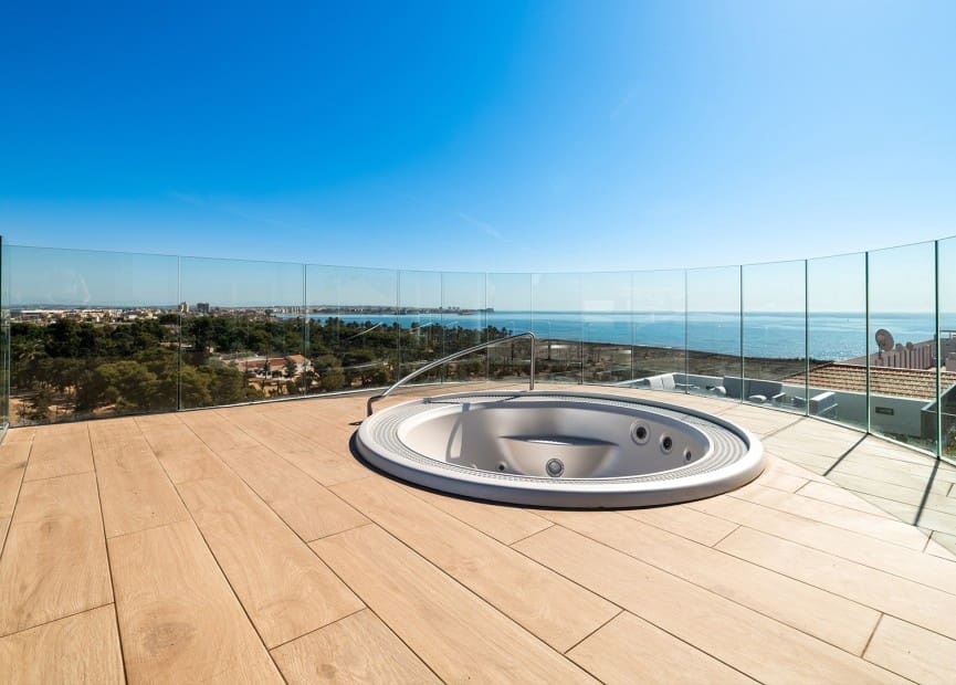 3 slaapkamer Appartement te koop in Punta Prima met zwembad garage - € 412.000 (Ref: 8918605)