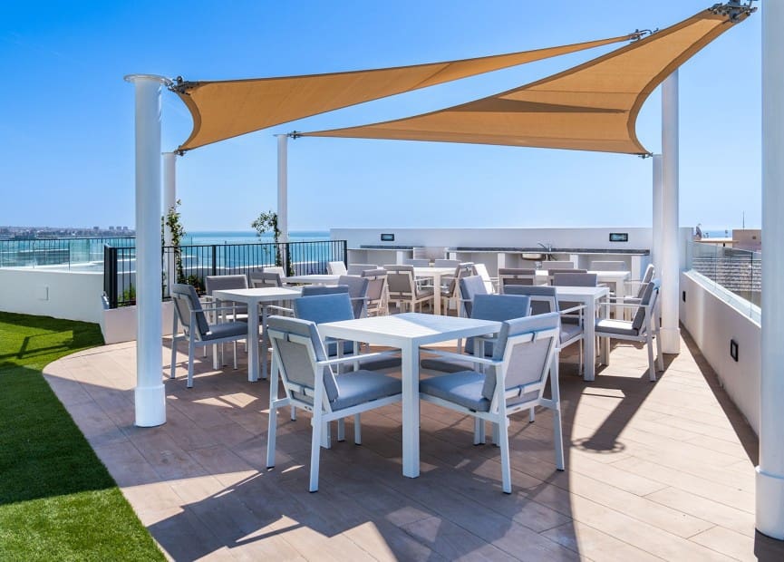 3 slaapkamer Appartement te koop in Punta Prima met zwembad garage - € 412.000 (Ref: 8918605)