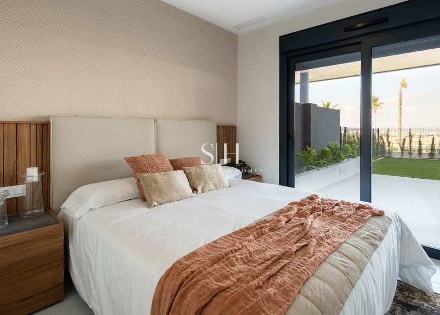 1 bedroom Apartment for sale in El Chaparral with pool - € 251,000 (Ref: 8927940)