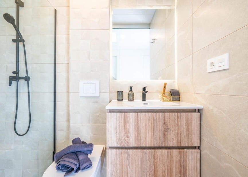 3 soveværelse Villa til salg i Roldan med swimmingpool garage - € 395.950 (Ref: 8986519)