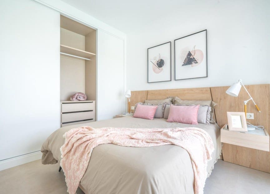 3 soveværelse Villa til salg i Roldan med swimmingpool garage - € 395.950 (Ref: 8986519)