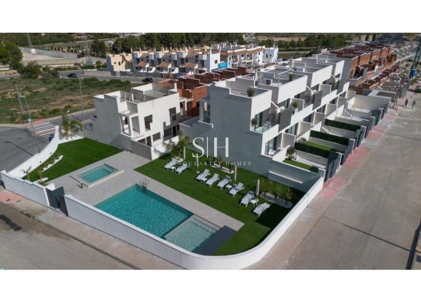 3 sovrum Hus till salu i Cox med pool - 238 000 € (Ref: 8993179)
