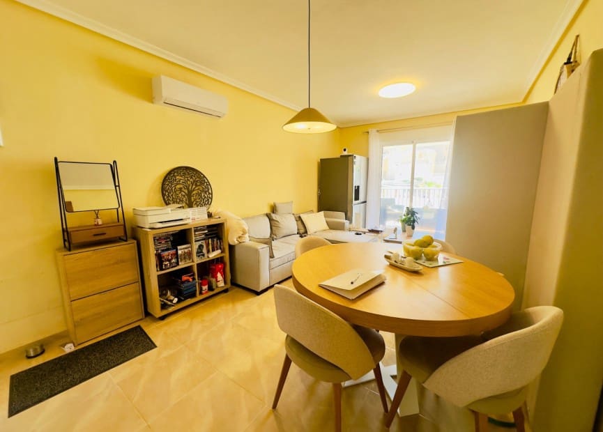 3 camera da letto Casa in vendita in San Miguel de Salinas con piscina garage - 210.000 € (Rif: 8997320)