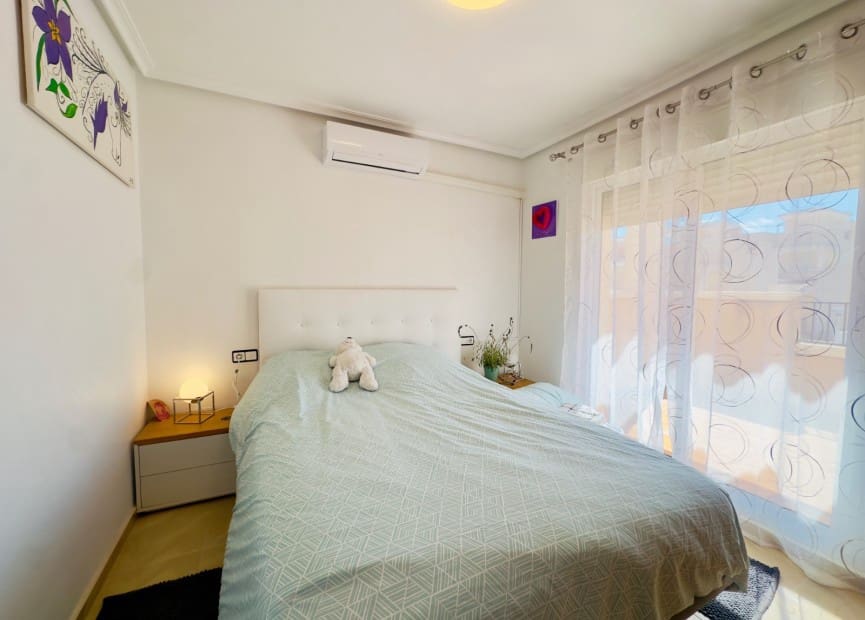 3 camera da letto Casa in vendita in San Miguel de Salinas con piscina garage - 210.000 € (Rif: 8997320)