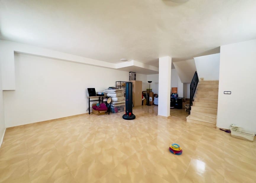 3 camera da letto Casa in vendita in San Miguel de Salinas con piscina garage - 210.000 € (Rif: 8997320)