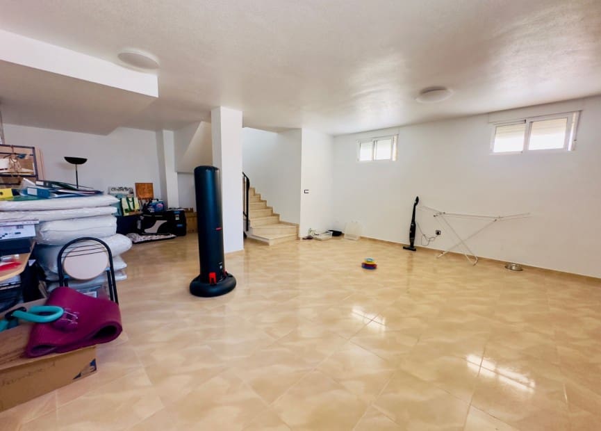 3 camera da letto Casa in vendita in San Miguel de Salinas con piscina garage - 210.000 € (Rif: 8997320)