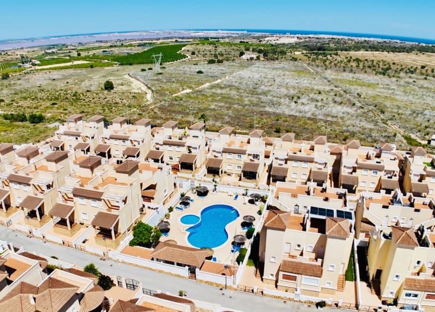 3 camera da letto Casa in vendita in San Miguel de Salinas con piscina garage - 210.000 € (Rif: 8997320)