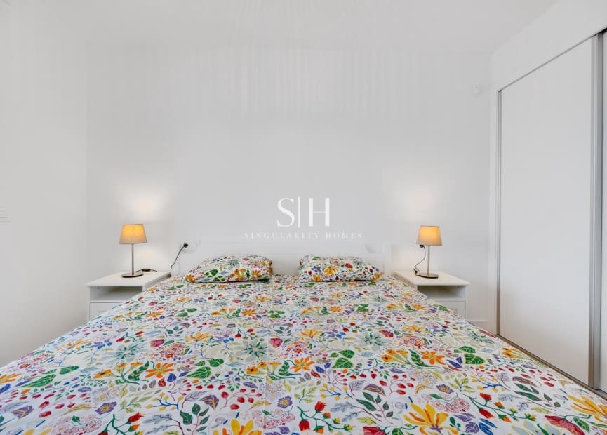 Ático de 2 habitaciones en Orihuela Costa en venta con piscina garaje - 339.900 € (Ref: 9006534)