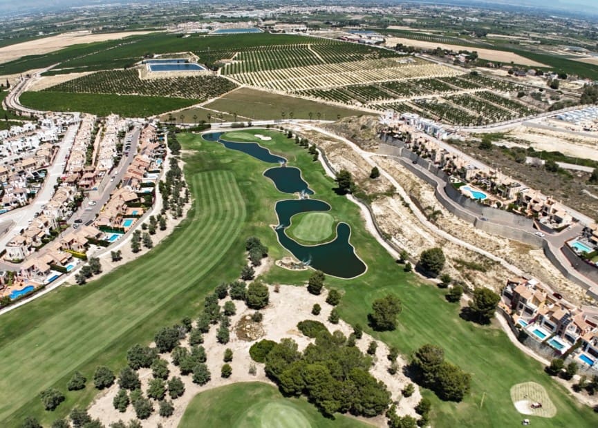 3 bedroom Townhouse for sale in Algorfa with pool - € 195,000 (Ref: 9013250)