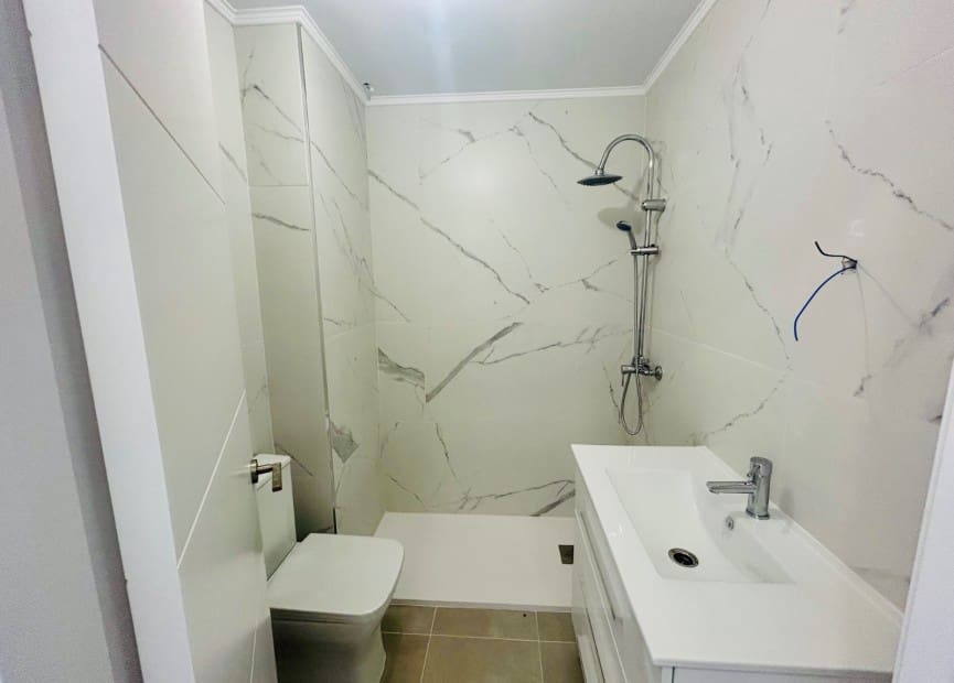 4 soveværelse Lejlighed til salg i Daya Nueva - € 129.000 (Ref: 9084269)