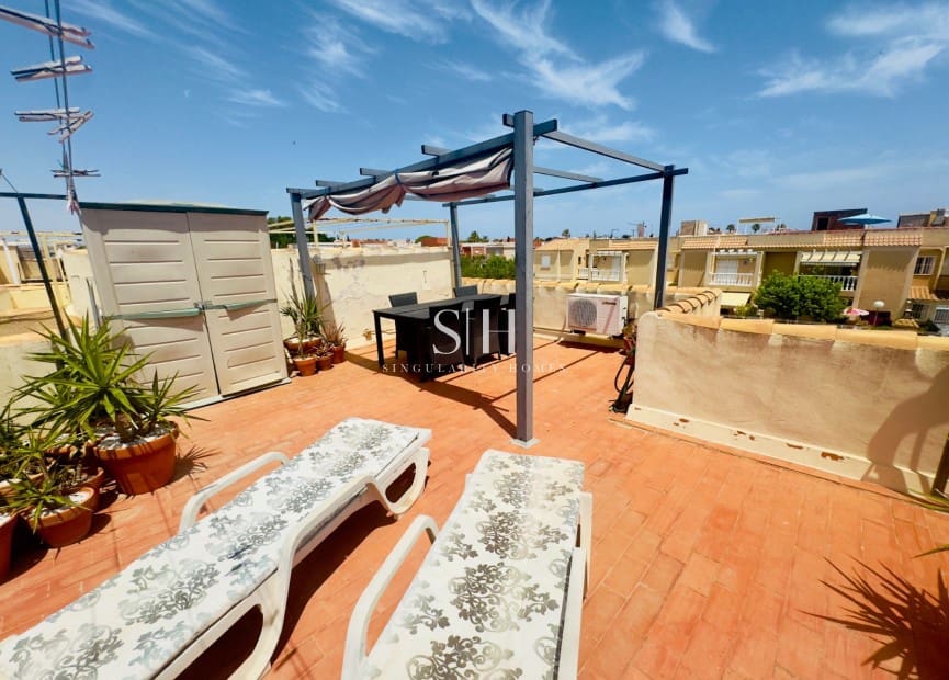 2 slaapkamer Appartement te koop in Aguas Nuevas met zwembad - € 149.500 (Ref: 9097454)