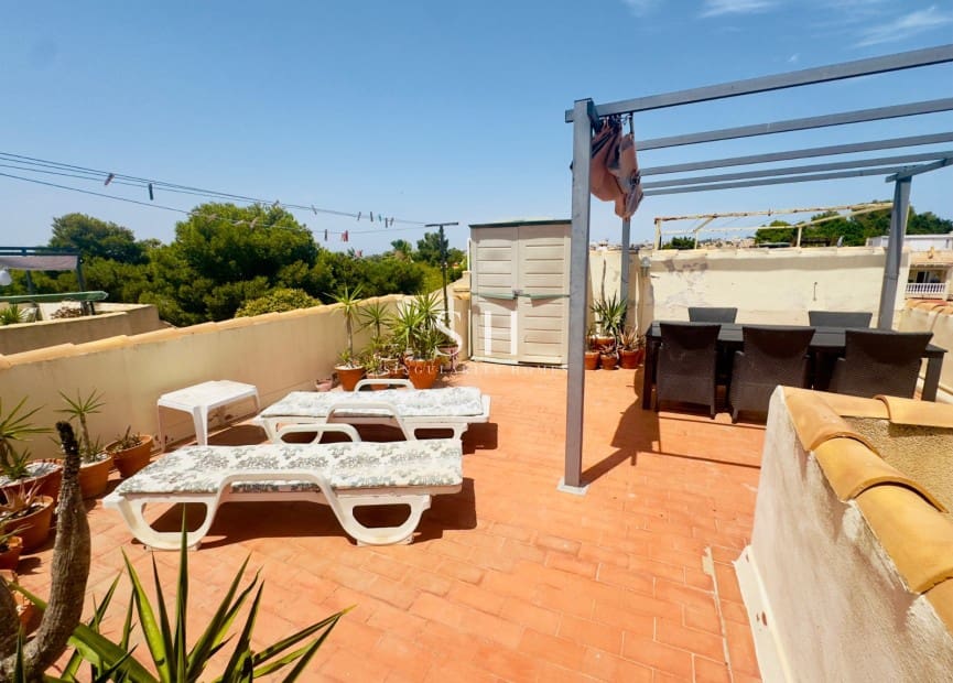 2 slaapkamer Appartement te koop in Aguas Nuevas met zwembad - € 149.500 (Ref: 9097454)