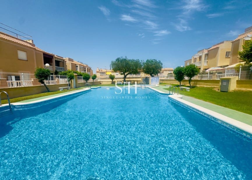 2 slaapkamer Appartement te koop in Aguas Nuevas met zwembad - € 149.500 (Ref: 9097454)