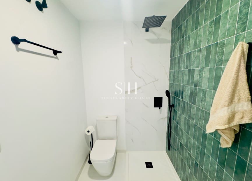 2 slaapkamer Appartement te koop in San Miguel de Salinas met zwembad garage - € 220.000 (Ref: 9110824)