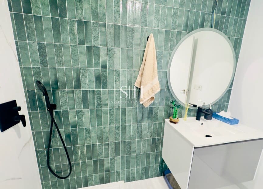 2 slaapkamer Appartement te koop in San Miguel de Salinas met zwembad garage - € 220.000 (Ref: 9110824)