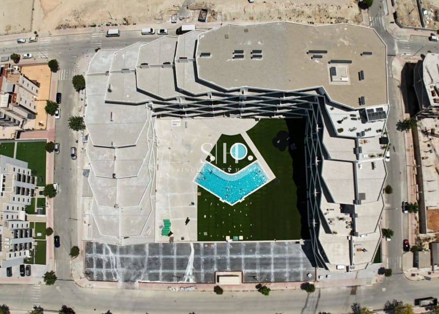 2 slaapkamer Appartement te koop in San Miguel de Salinas met zwembad garage - € 220.000 (Ref: 9110824)