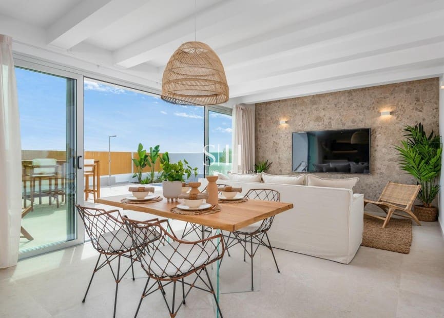 3 sypialnia Willa na sprzedaż w Los Alcazares z basenem - 499 900 € (Ref: 9126211)