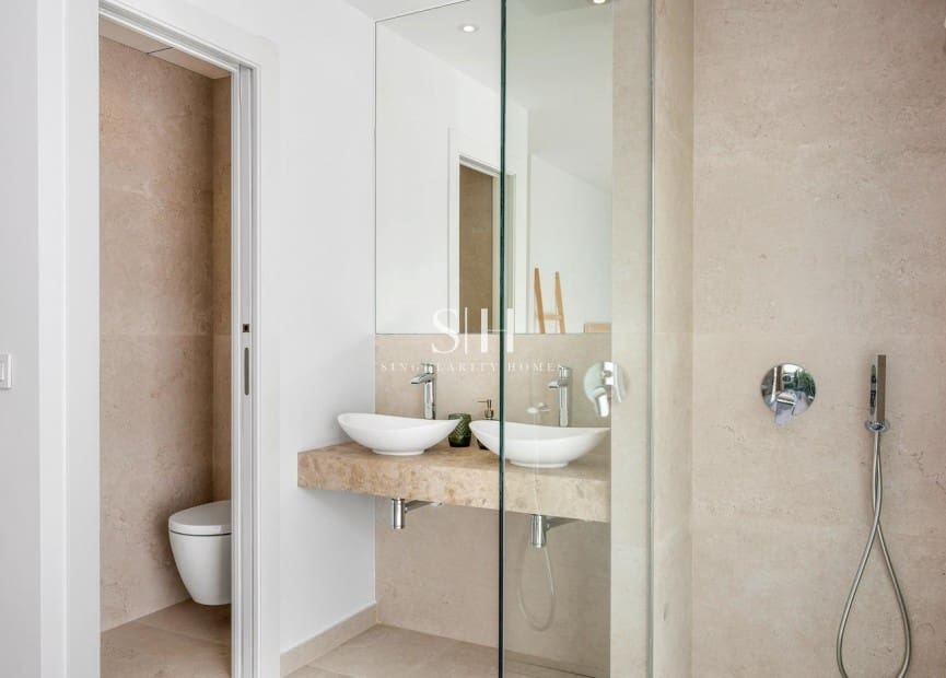 3 sypialnia Willa na sprzedaż w Los Alcazares z basenem - 499 900 € (Ref: 9126211)