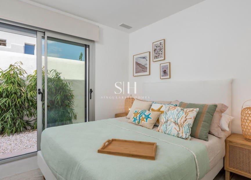 3 sypialnia Willa na sprzedaż w Los Alcazares z basenem - 499 900 € (Ref: 9126211)