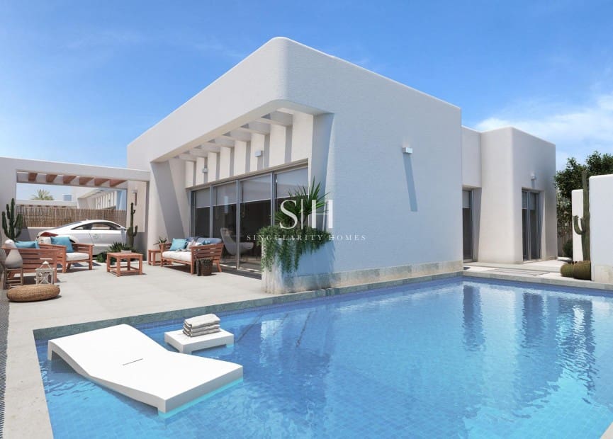 3 sypialnia Willa na sprzedaż w Los Alcazares z basenem - 499 900 € (Ref: 9126211)