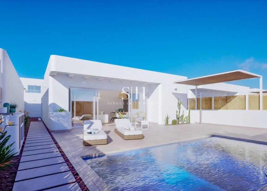 3 sypialnia Willa na sprzedaż w Los Alcazares z basenem - 499 900 € (Ref: 9126211)