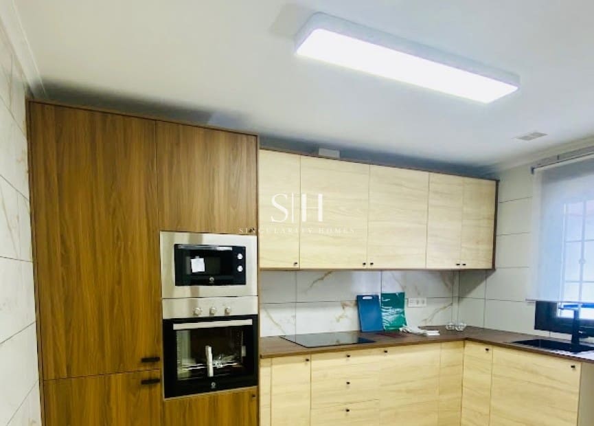 3 soveværelse Byhus til salg i San Miguel de Salinas med swimmingpool garage - € 229.900 (Ref: 9142344)