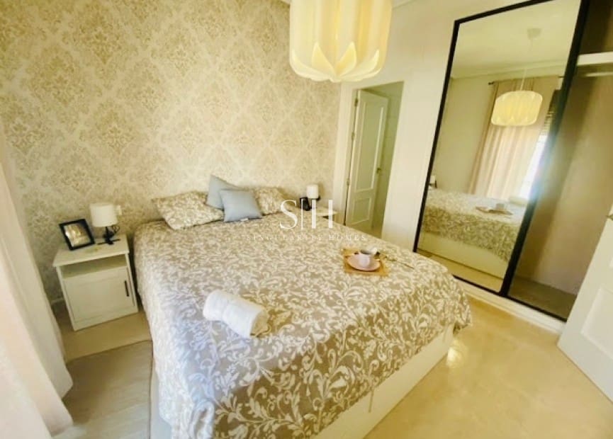 3 soveværelse Byhus til salg i San Miguel de Salinas med swimmingpool garage - € 229.900 (Ref: 9142344)