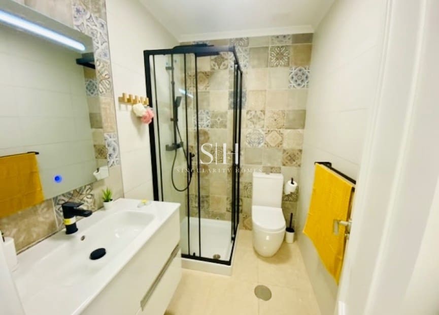 3 soveværelse Byhus til salg i San Miguel de Salinas med swimmingpool garage - € 229.900 (Ref: 9142344)