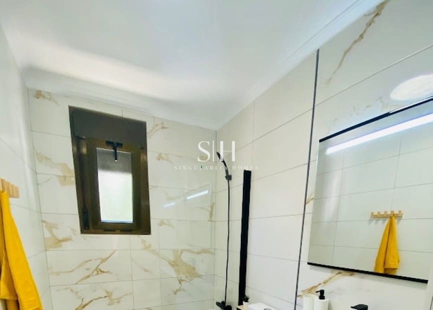 3 soveværelse Byhus til salg i San Miguel de Salinas med swimmingpool garage - € 229.900 (Ref: 9142344)