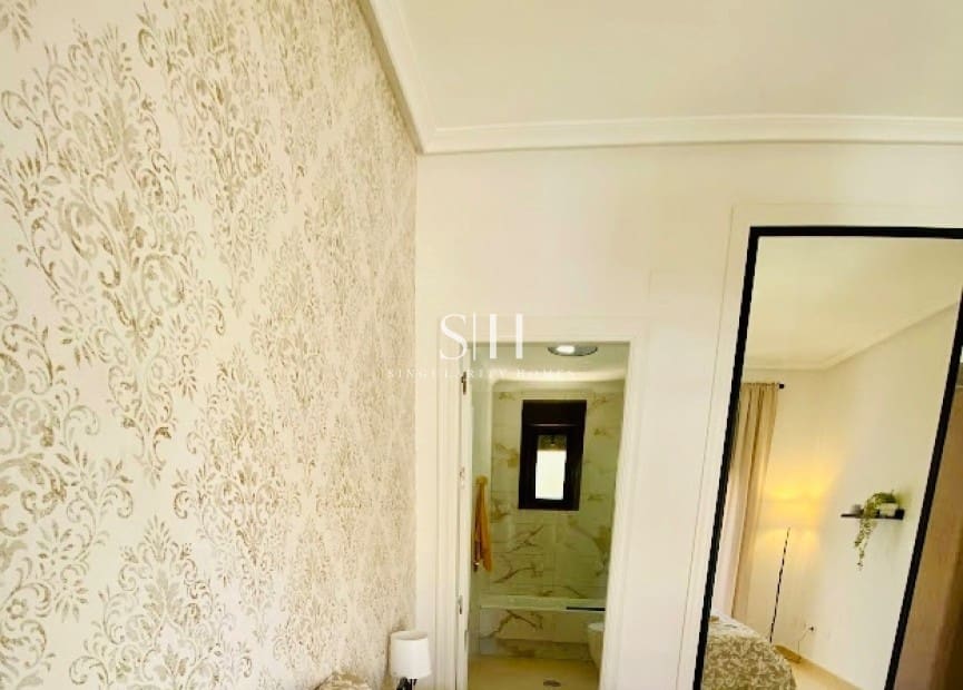 3 soveværelse Byhus til salg i San Miguel de Salinas med swimmingpool garage - € 229.900 (Ref: 9142344)