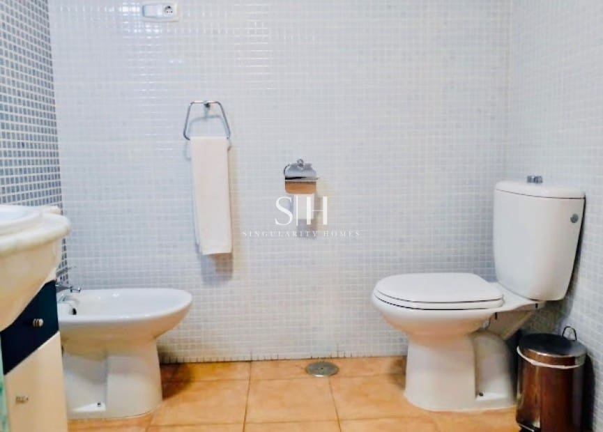 2 bedroom Apartment for sale in Aguilas with pool garage - € 116,000 (Ref: 9144228)