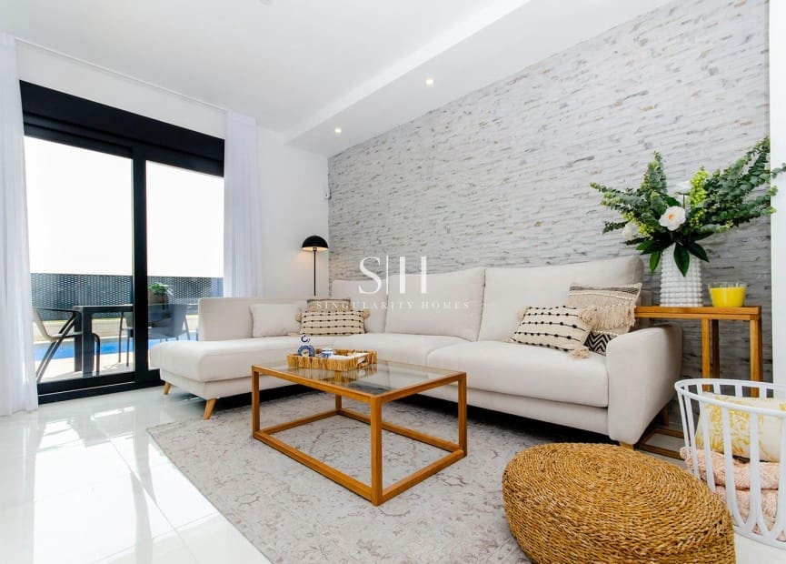 3 bedroom Villa for sale in Orihuela Costa with pool - € 389,000 (Ref: 9144582)