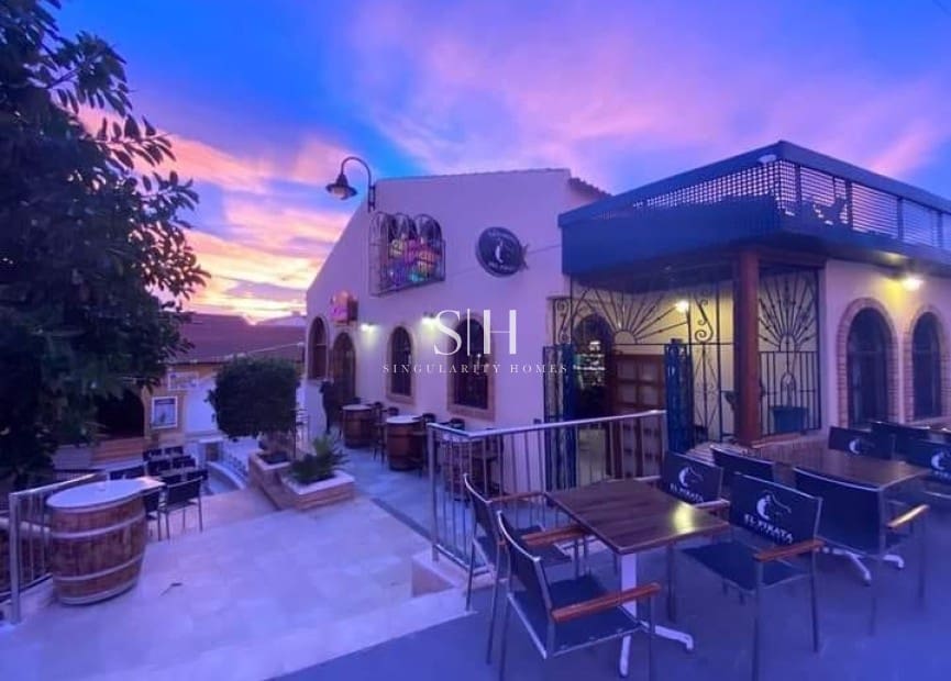 3 soverom Villa til salgs i Pilar de la Horadada med svømmebasseng - € 539 900 (Ref: 9144584)