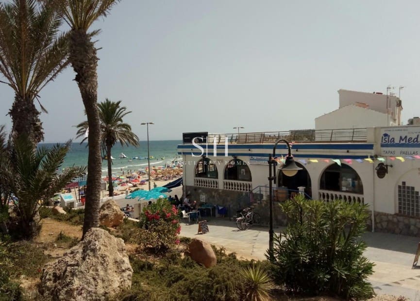 3 soverom Villa til salgs i Pilar de la Horadada med svømmebasseng - € 539 900 (Ref: 9144584)