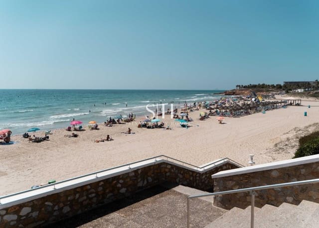 3 soveværelse Villa til salg i Mil Palmeras, Pilar de la Horadada med swimmingpool - € 539.900 (Ref: 9144584)